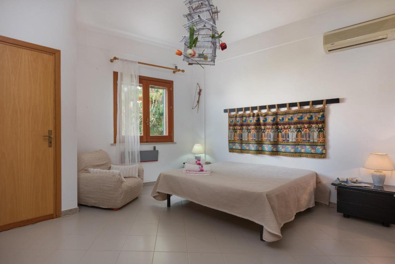 B&B Villa Il Carrubo 圣维托罗卡波 外观 照片