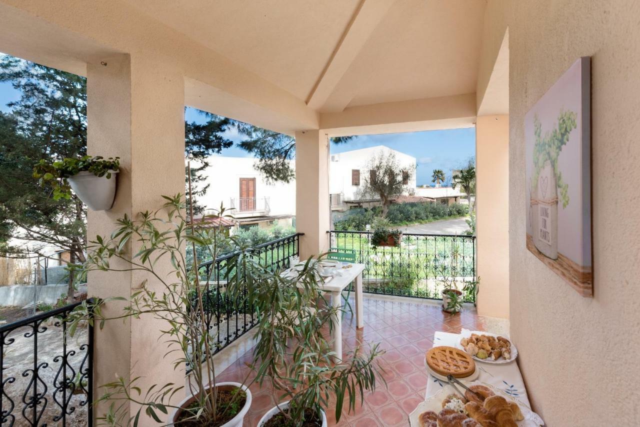 B&B Villa Il Carrubo 圣维托罗卡波 外观 照片